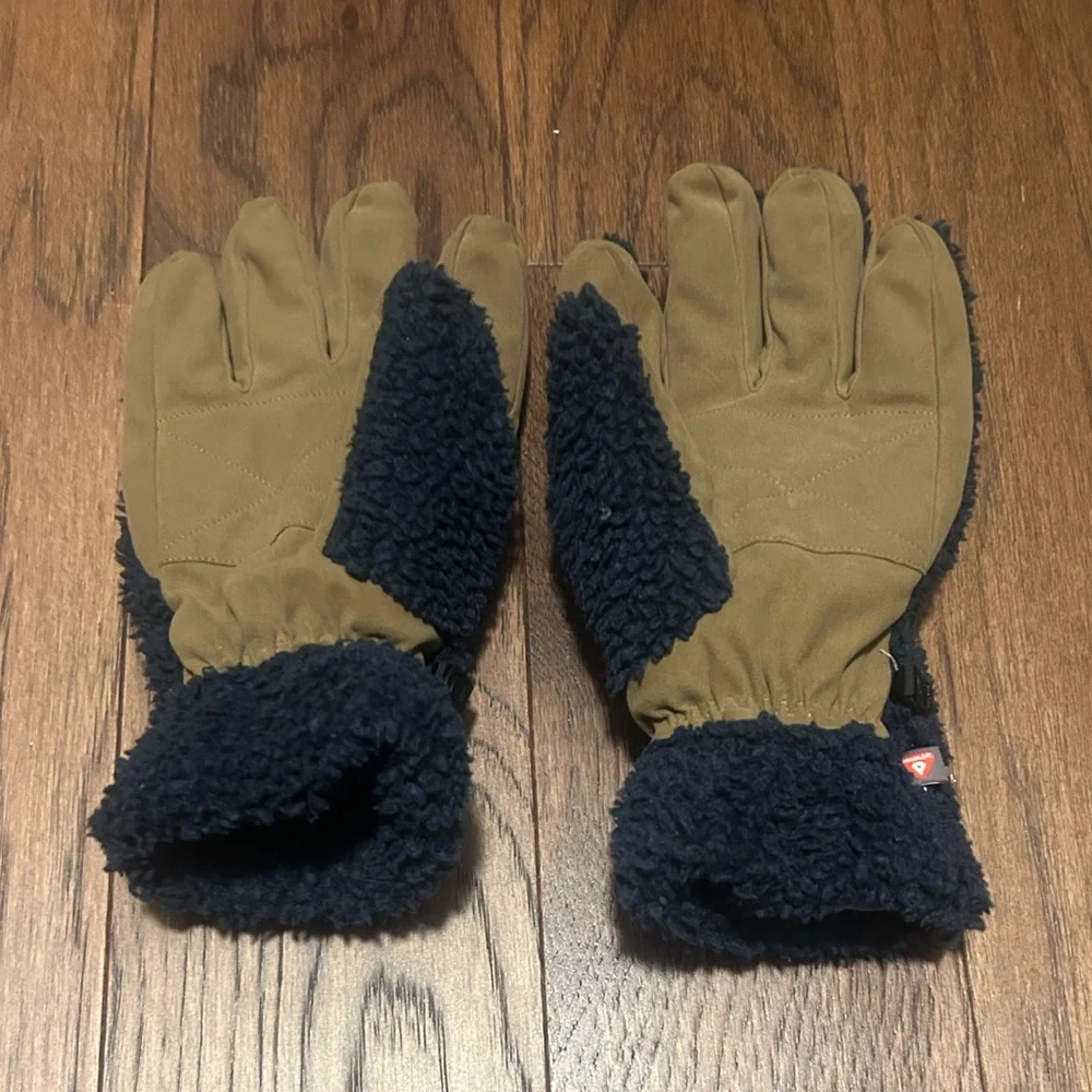 LL Bean Sherpa Adults' Mountain Pile Fleece Gloves